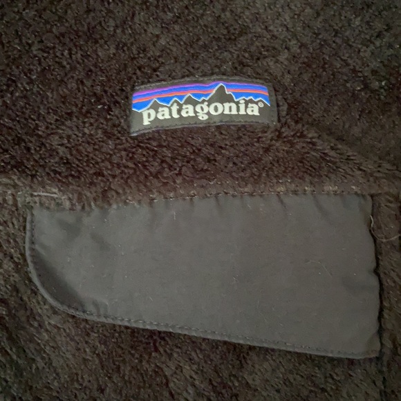 Patagonia quarter button fleece. - Picture 4 of 5